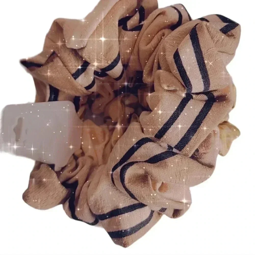 Yeird hair scrunchies